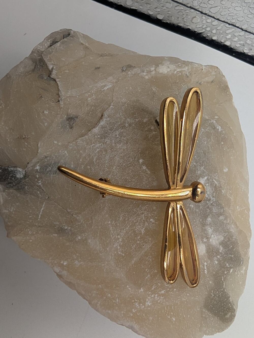 Vintage Gold Tone Dragonfly Brooch Pin Elegant Insect Nature Jewelry